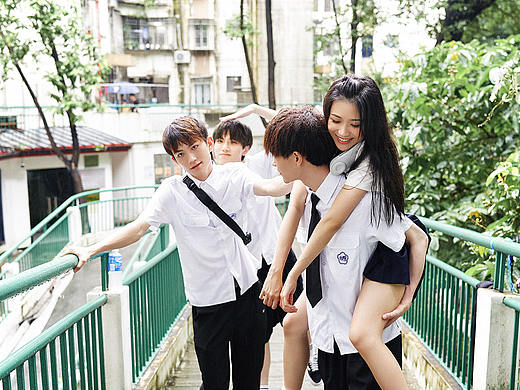 后青春的诗
