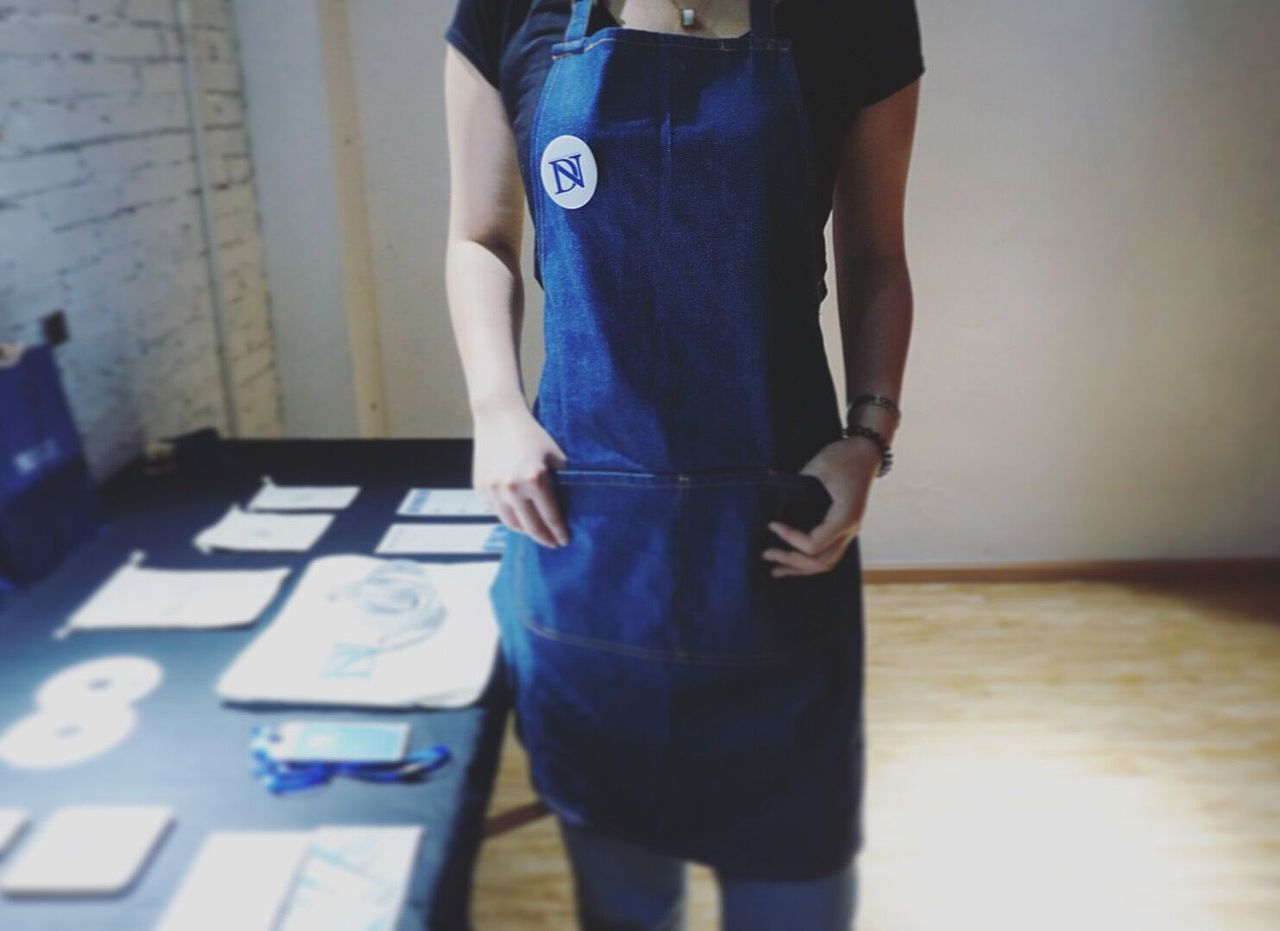 围裙及徽章设计