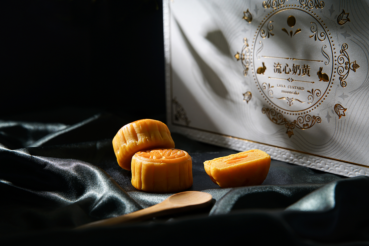奶黄流心月饼