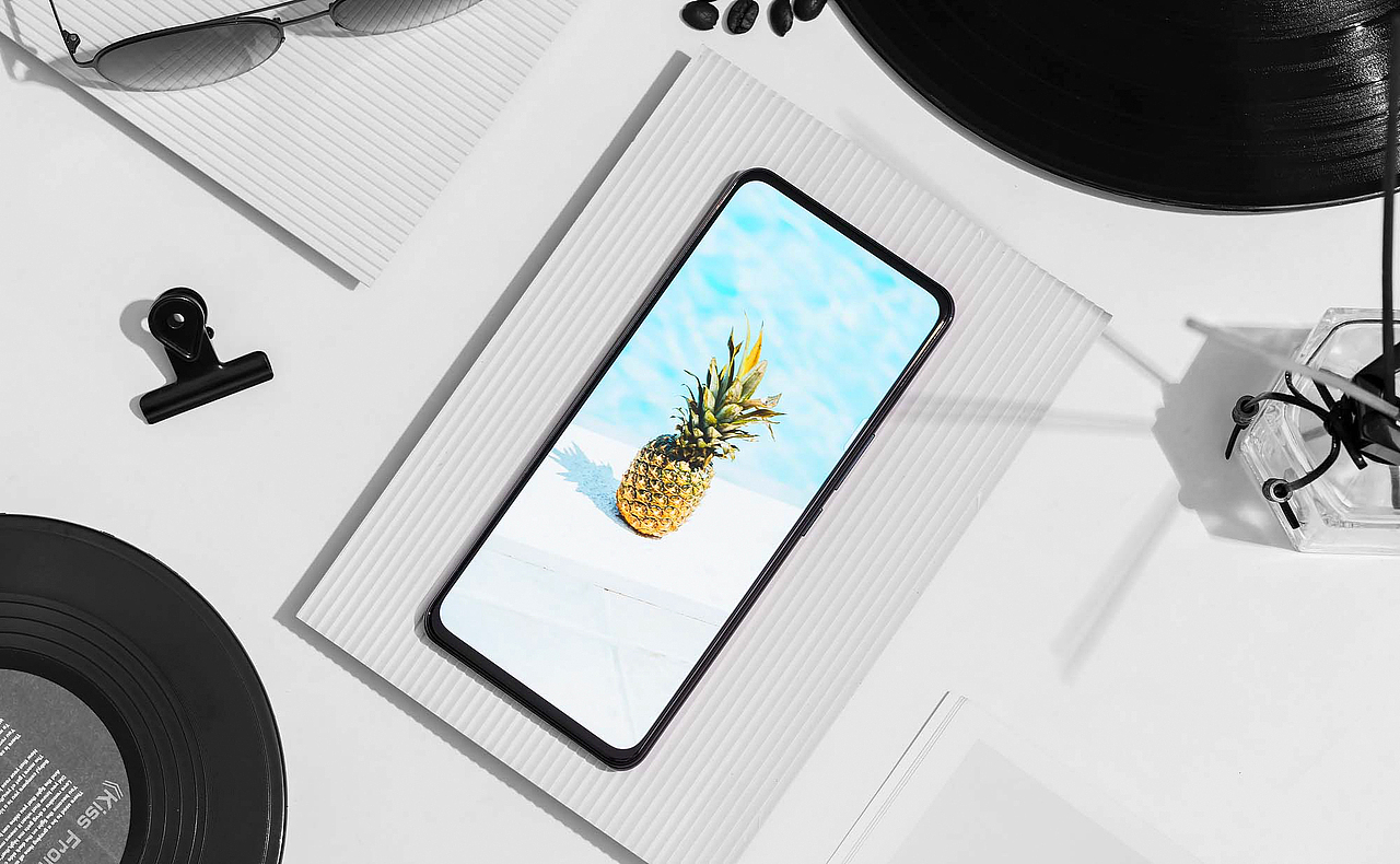 中兴 Axon 30 屏下版