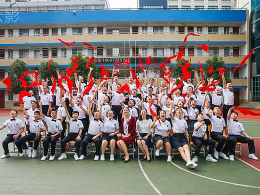 南宁小学班级毕业照 毕业季摄影 校园师生毕业照拍摄