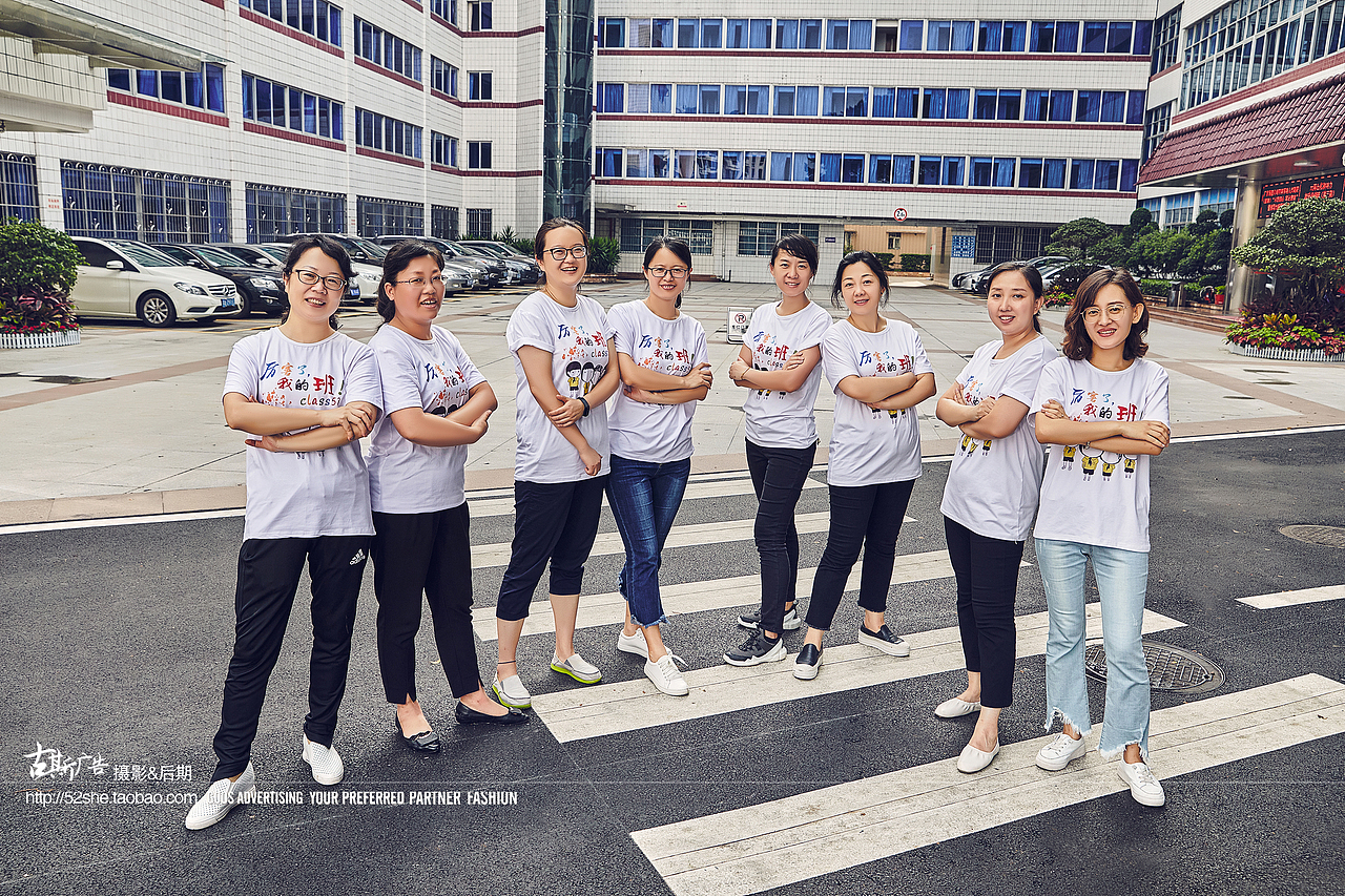 毕业照跟拍亲子旅拍街拍集体照写真团队全家福上门拍摄