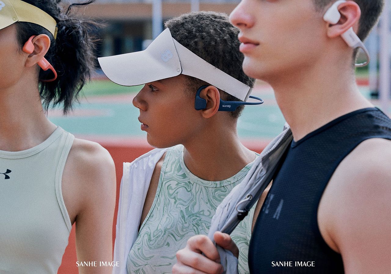 SANAG运动耳机拍摄 既防水 又防晒（图ZMzQ3OTg3OTA4） - 产品摄影 - 站酷设计师三合鹊Sanheimage原创素材 - 站酷ZCOOL