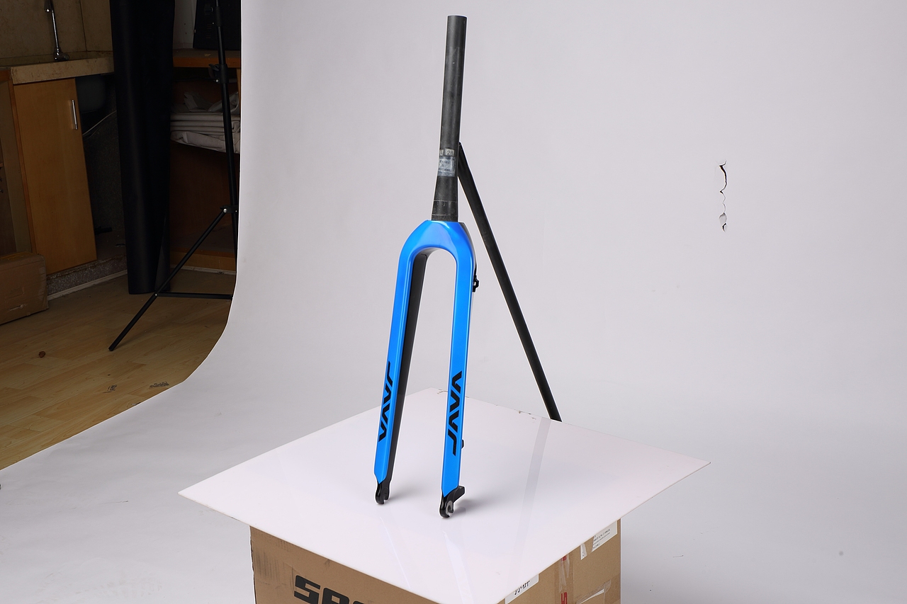 阿里巴巴-客户前叉拍摄-影前布光效果（图ZMTI5MzQxOTI0） - 产品摄影 - 站酷设计师luos1990ebo320原创素材 - 站酷ZCOOL