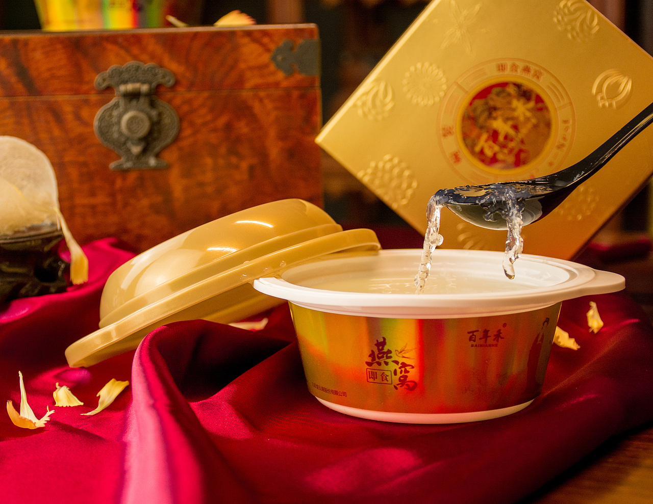 百年禾即食碗装燕窝拍摄