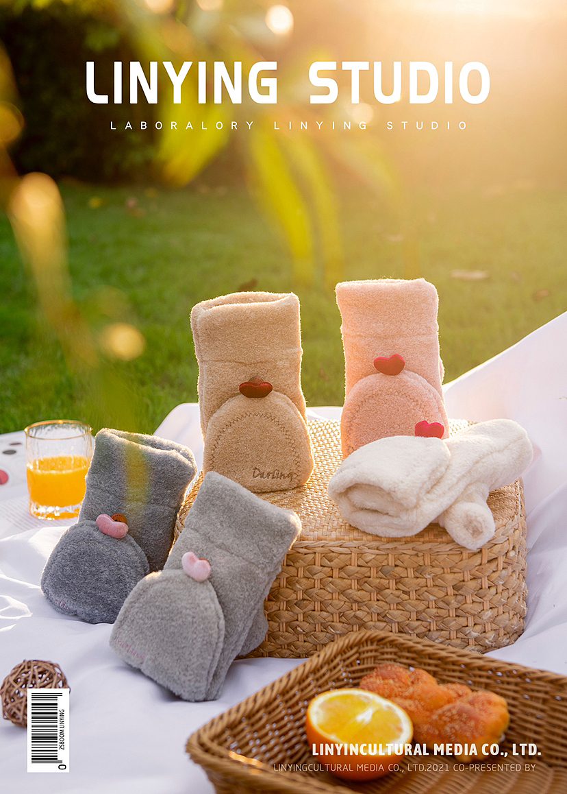 手套 耳帽 创意拍摄