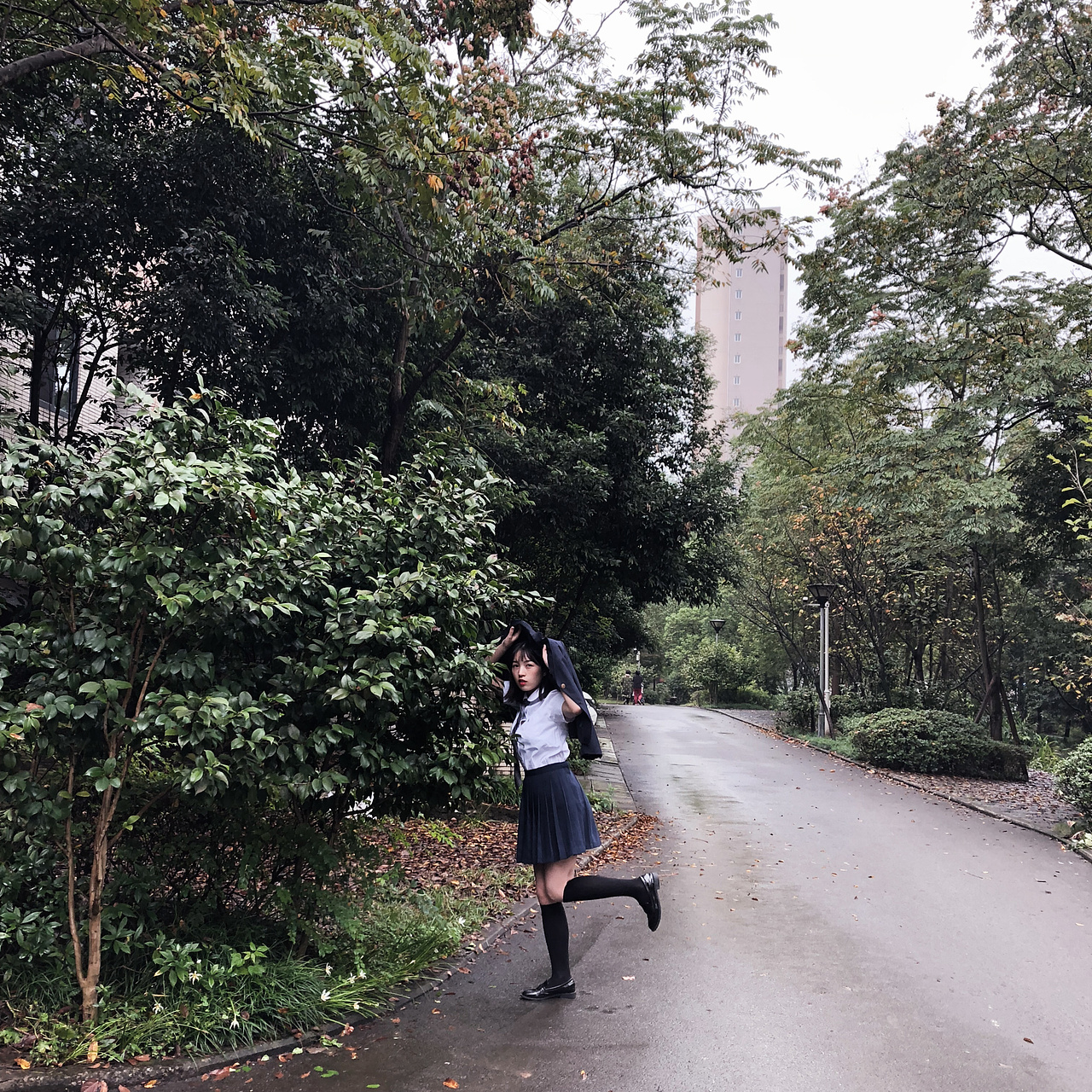 “十月的雨季”