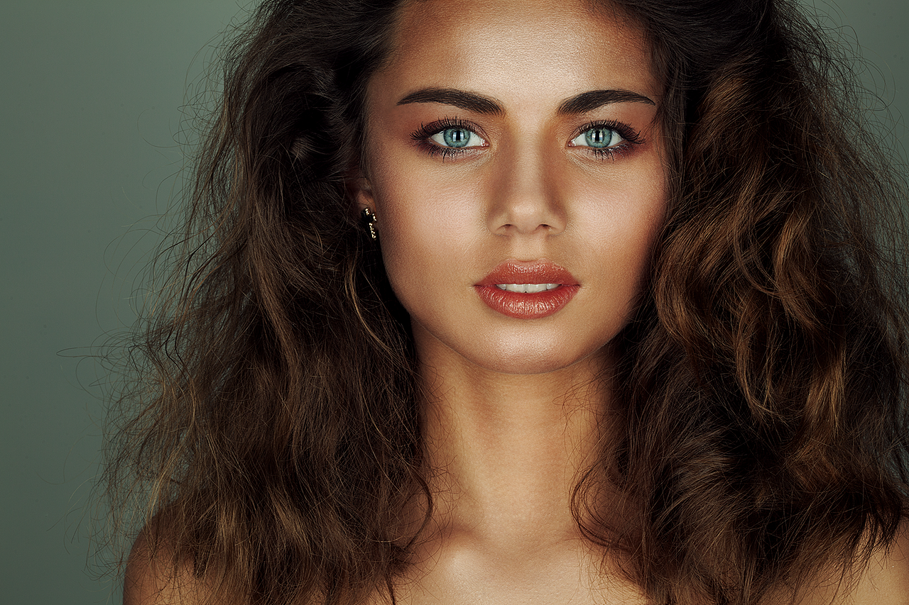 人像修图练习—皮肤精修&调色