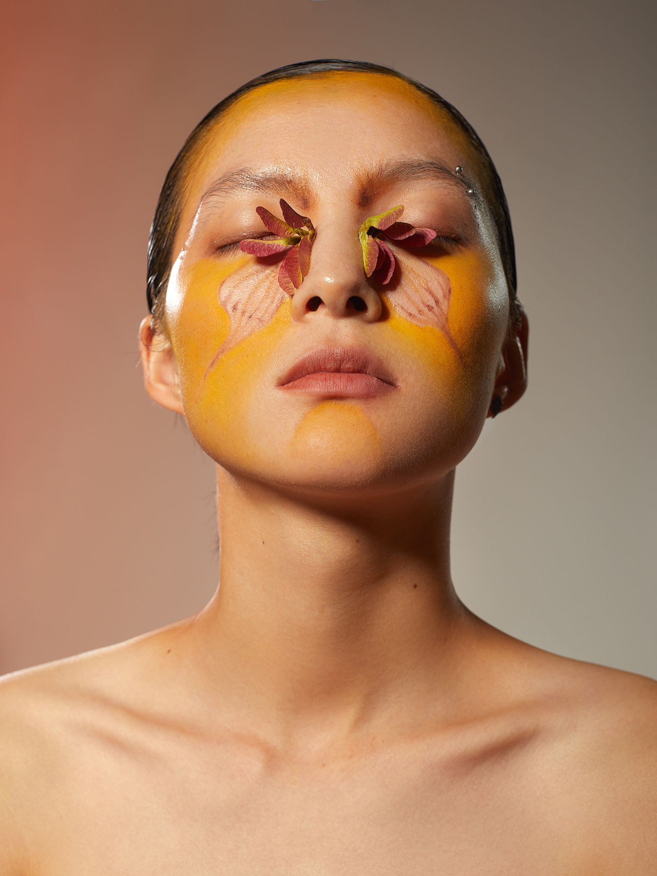 以蝴蝶为元素 一组创意妆面的拍摄