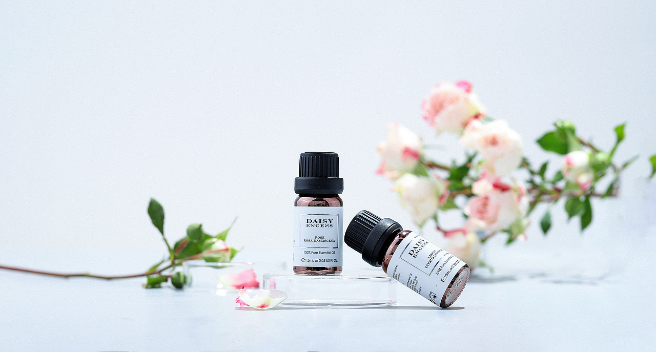 精油香水油（图ZMjQ2MzU1MTQw） - 产品摄影 - 站酷设计师庞正辉原创素材 - 站酷ZCOOL