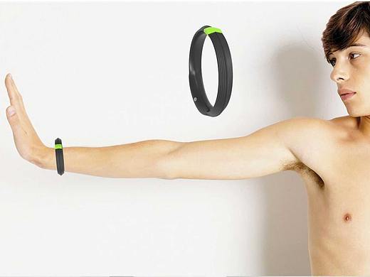 FLUID智能手環(huán)（個人主頁-ZMjQzNDg5NzY=） - 電子產(chǎn)品 - 站酷設(shè)計師小鵝設(shè)計原創(chuàng)素材 - 站酷ZCOOL