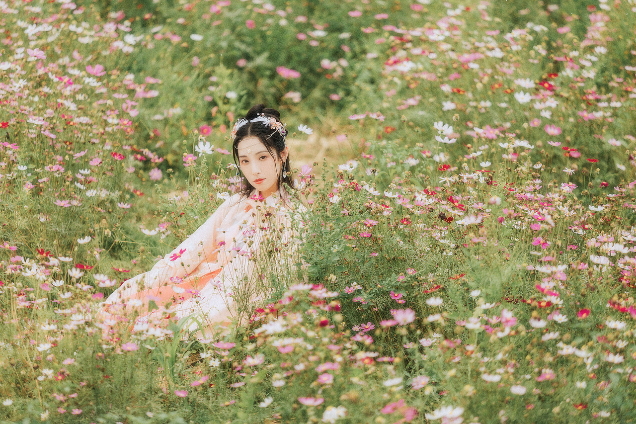 繁花孤影（图ZMjA1ODM1OTMy） - 人像摄影 - 站酷设计师若寒Rock原创素材 - 站酷ZCOOL