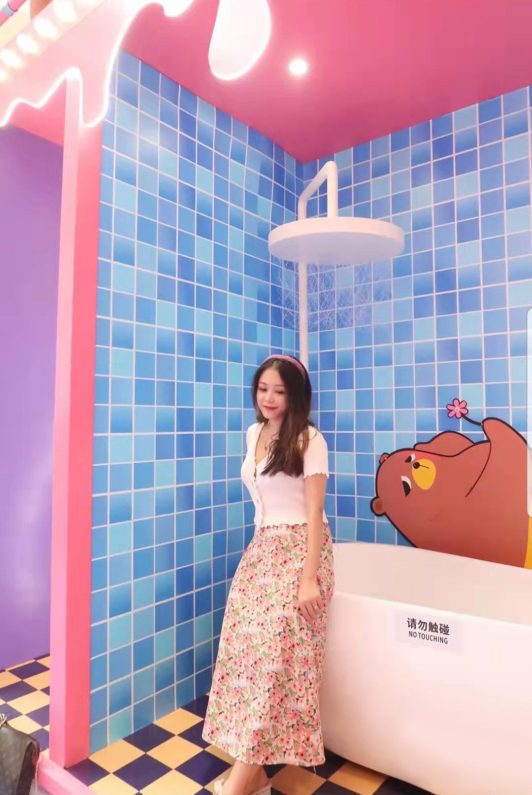 杰森白作品ELASTIC BEAR弹小胖×领展中心城