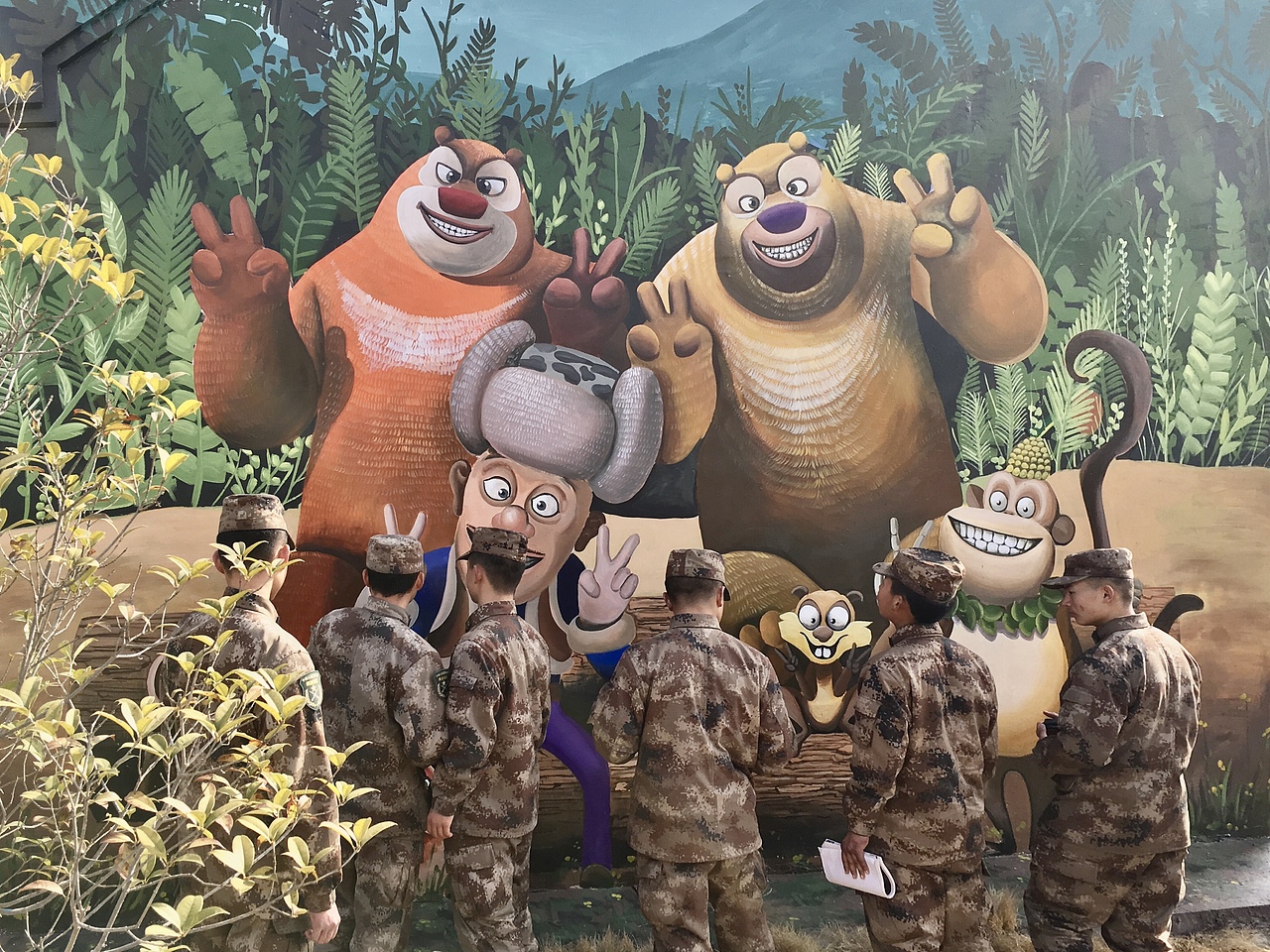 郑州米罗墙绘 熊大熊二光头强墙绘