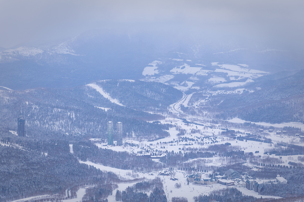 我在北海道滑雪（图ZMTA5MzkzNzY0） - 短片 - 站酷设计师魏编来了原创素材 - 站酷ZCOOL
