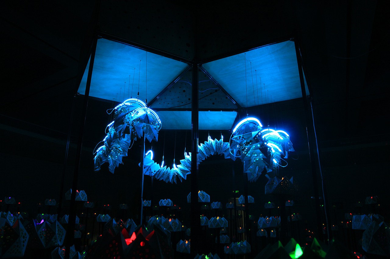 SPIRAL |《森之语》这是关于一张纸天马行空的浪漫（图ZMTYyNDkxNzcy） - 展陈设计 - 站酷设计师钱泓霖艺术工作室原创素材 - 站酷ZCOOL