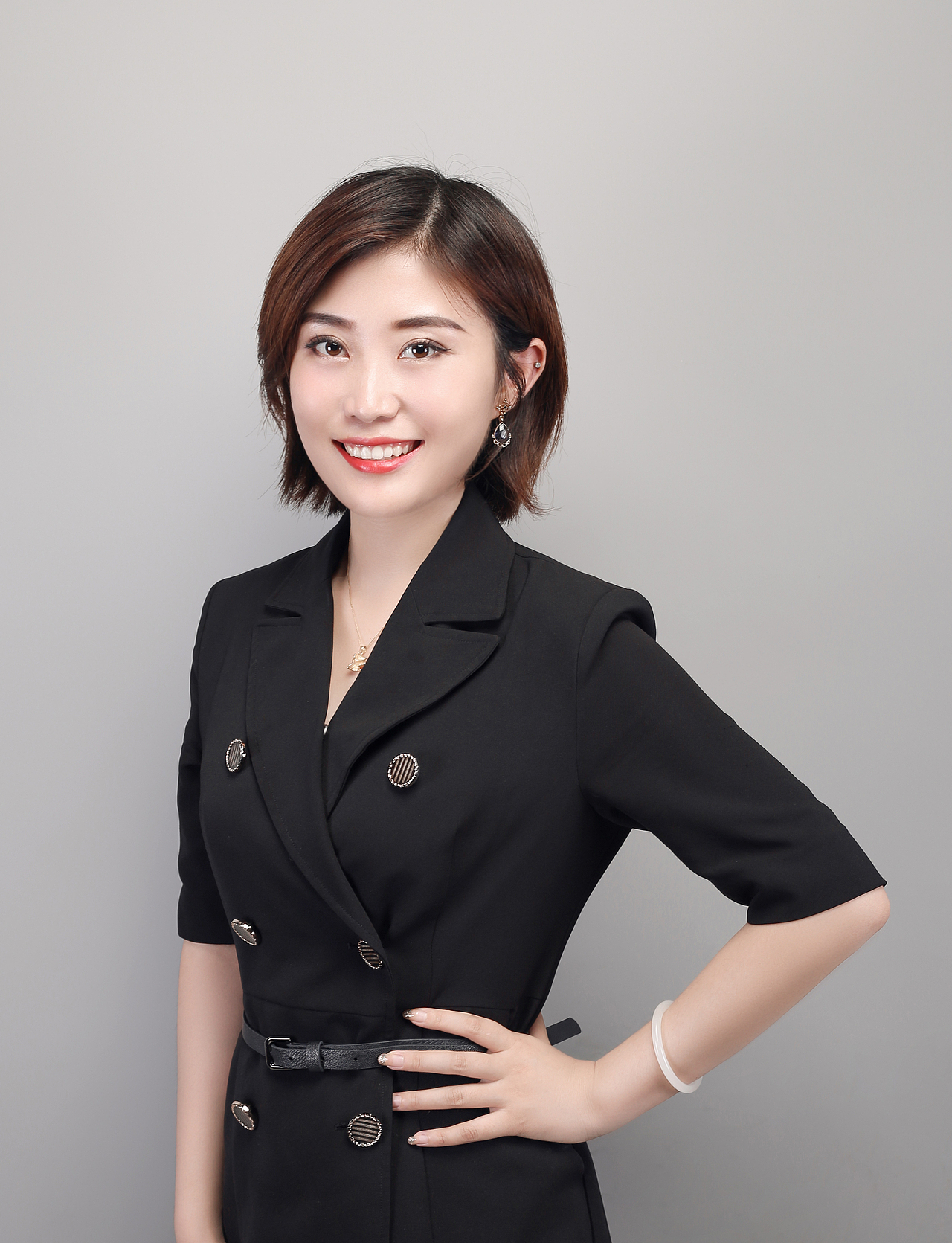 济南售楼员置业顾问个人职业形象照拍摄
