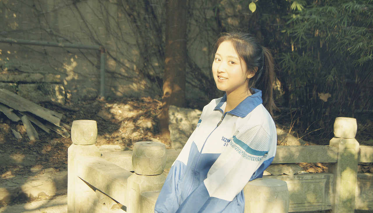 校服（图ZMTM4ODEzNDg=） - 人像摄影 - 站酷设计师匿名的苹果原创素材 - 站酷ZCOOL