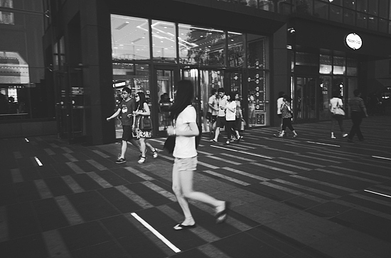 街头－－GR02（图ZMTcxMTI1MzY=） - 人文/纪实摄影 - 站酷设计师ryanyst原创素材 - 站酷ZCOOL