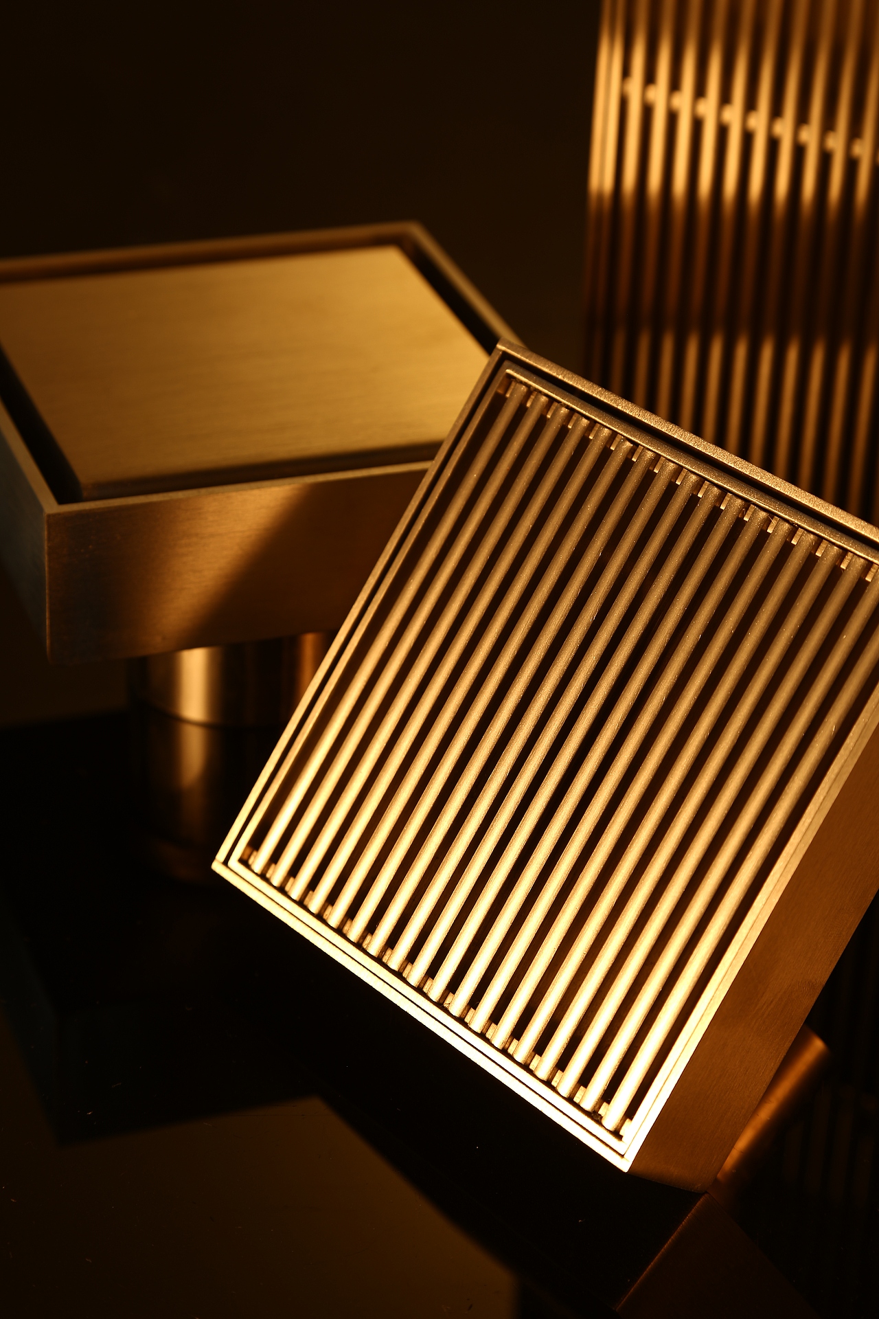 吉太龙品牌地漏产品形象广告（图ZODQyOTM2ODA=） - 产品摄影 - 站酷设计师叁者商业摄影原创素材 - 站酷ZCOOL