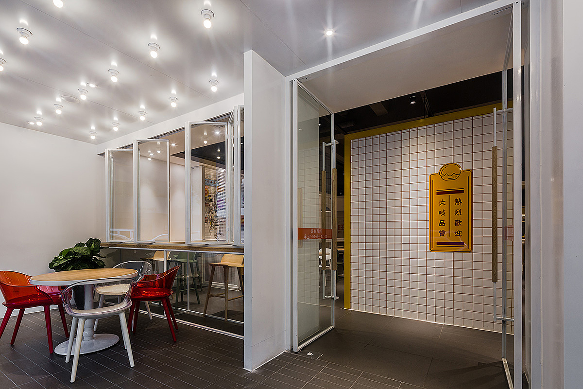 餐饮设计·香港旺角鸡仔面中山店