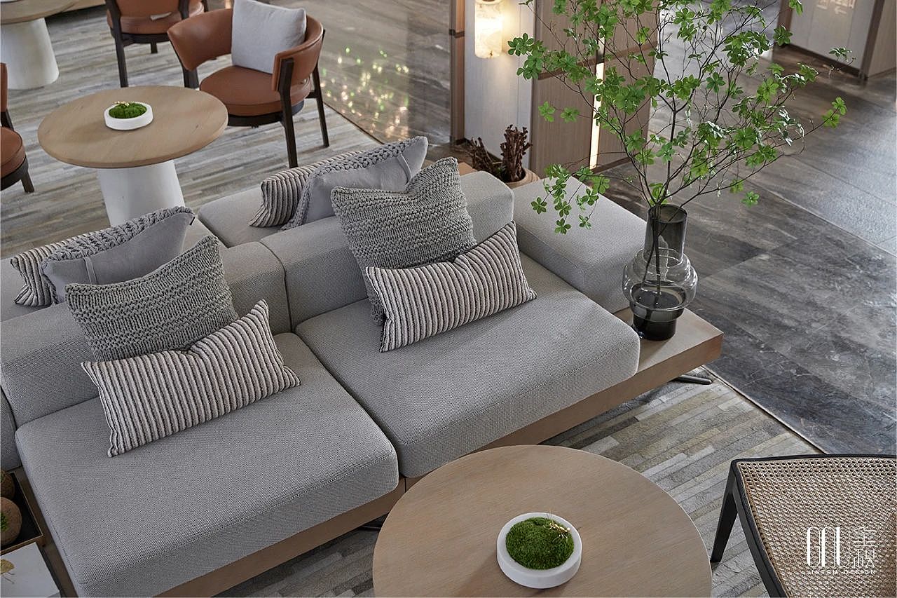 GNU新作 | 西宁万科·公园里销售中心:于林深处听树语