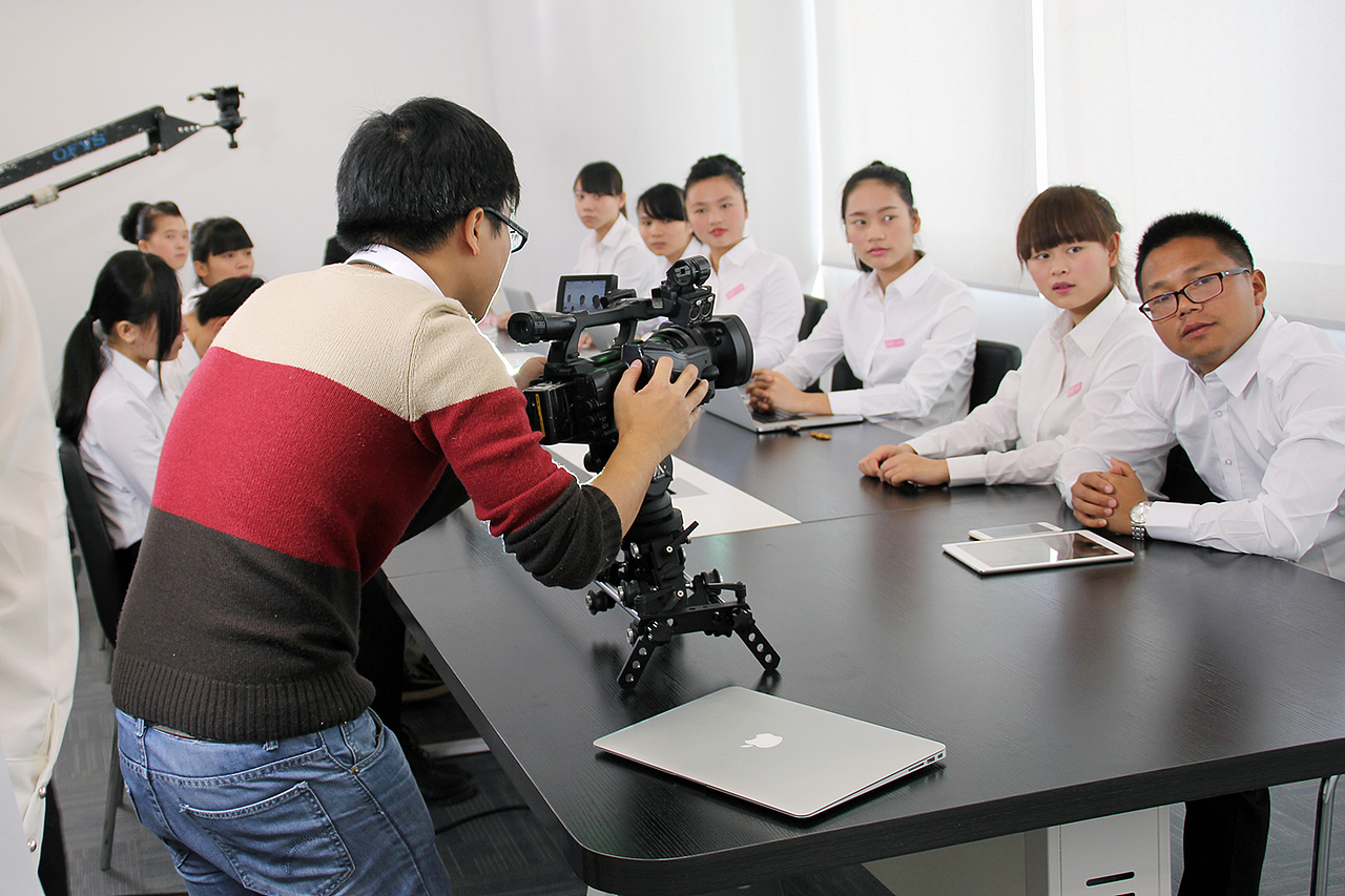 《我是微商创业者》- 首部微商励志公益广告（图ZMjg4NzIzNTI=） - 短片 - 站酷设计师风之影传媒原创素材 - 站酷ZCOOL