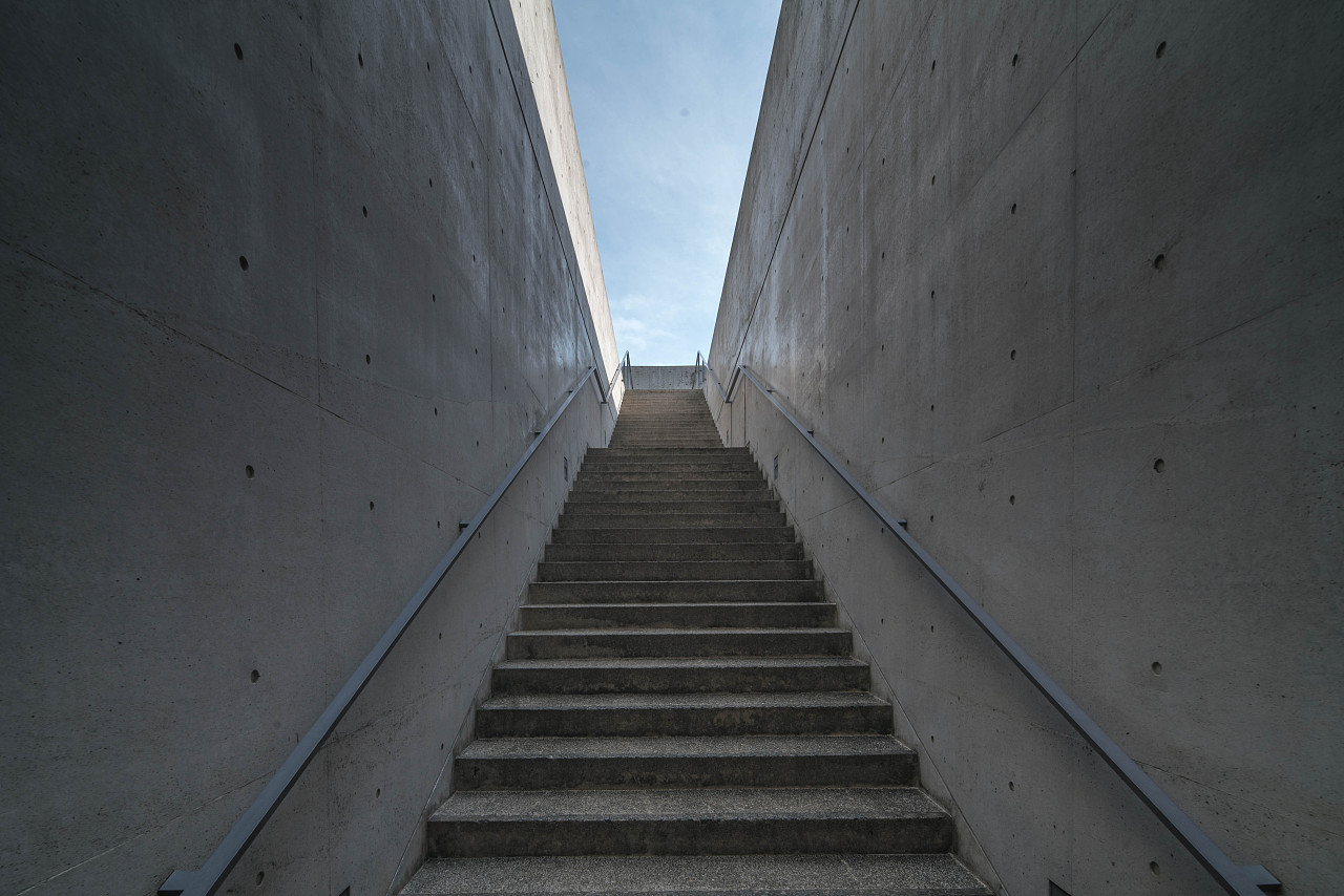 大阪水御堂 ——安藤忠雄