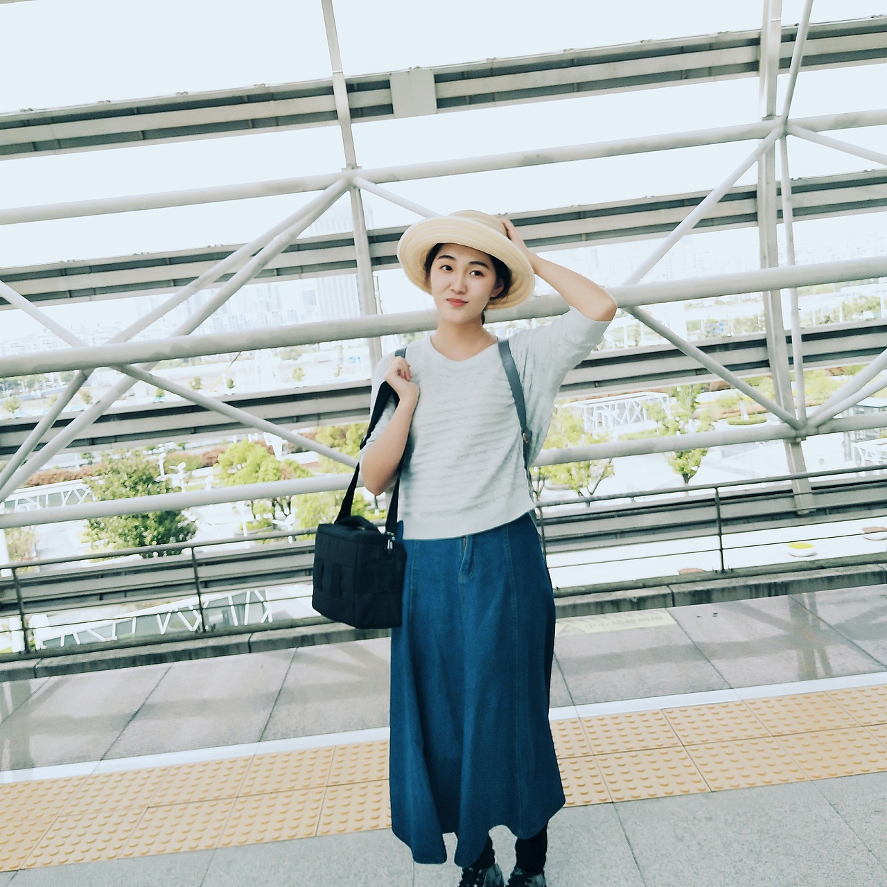 还不够好,但是我要学着努力长大