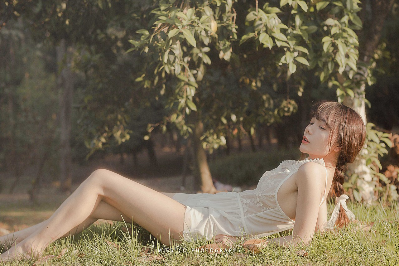 夏日独奏曲（图ZMjIwOTcyOTI4） - 人像摄影 - 站酷设计师CC小姐呀原创素材 - 站酷ZCOOL