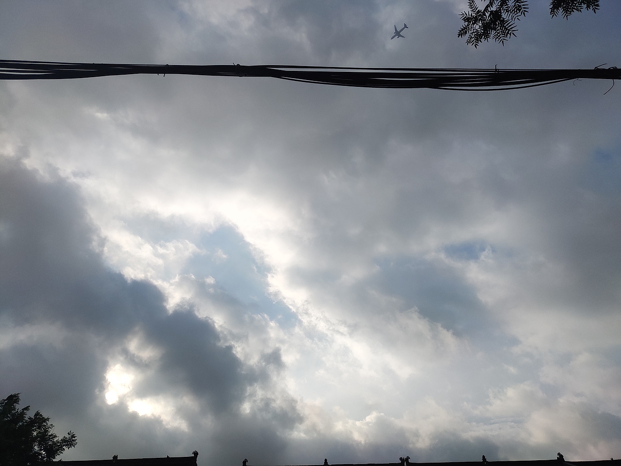 我爱蓝天,偏爱天上的云朵