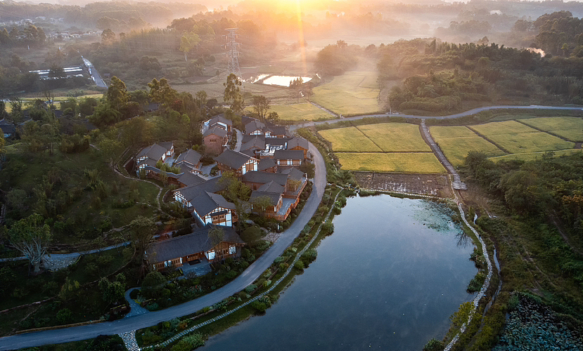 我们团队设计建成了成都安麓酒店