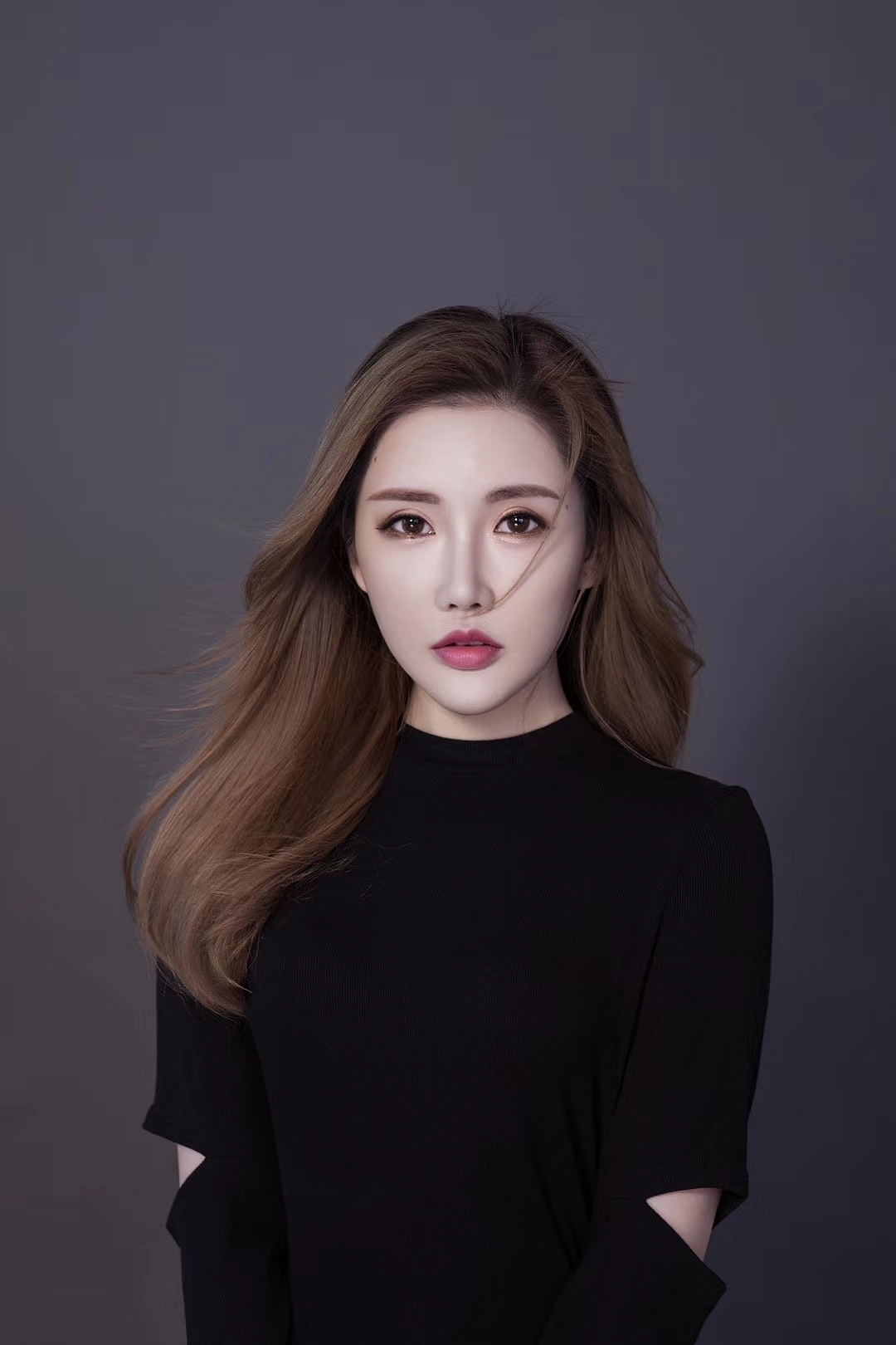 坐标深圳龙华摄影工作室影棚灯光人像私房性感魅力