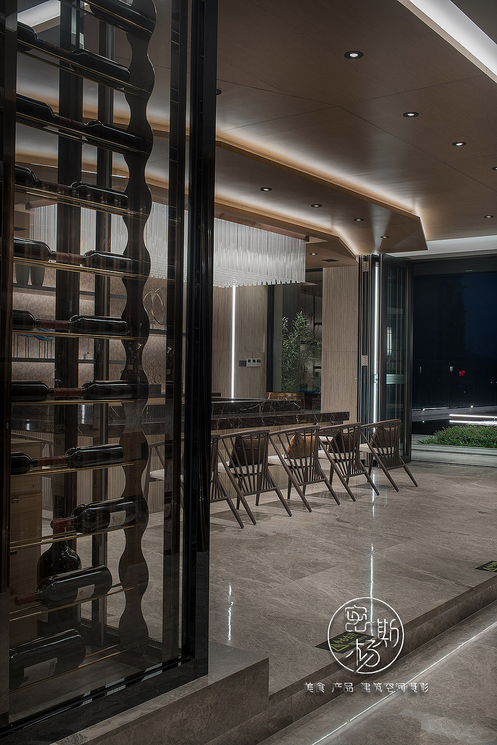 傍晚蔚蓝的光线,是摄影师等待的画面~~~