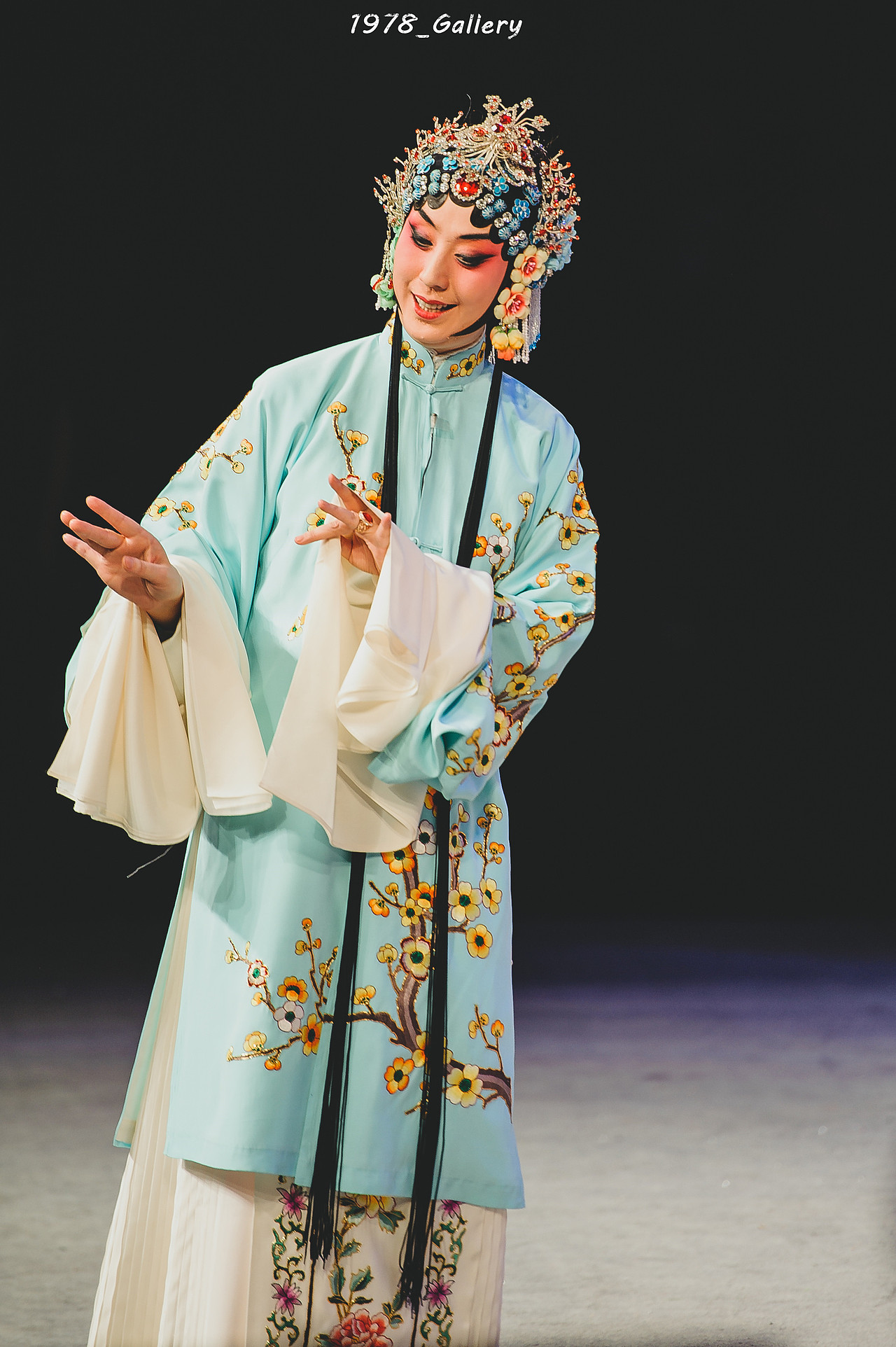 京剧【凤还巢】史依弘