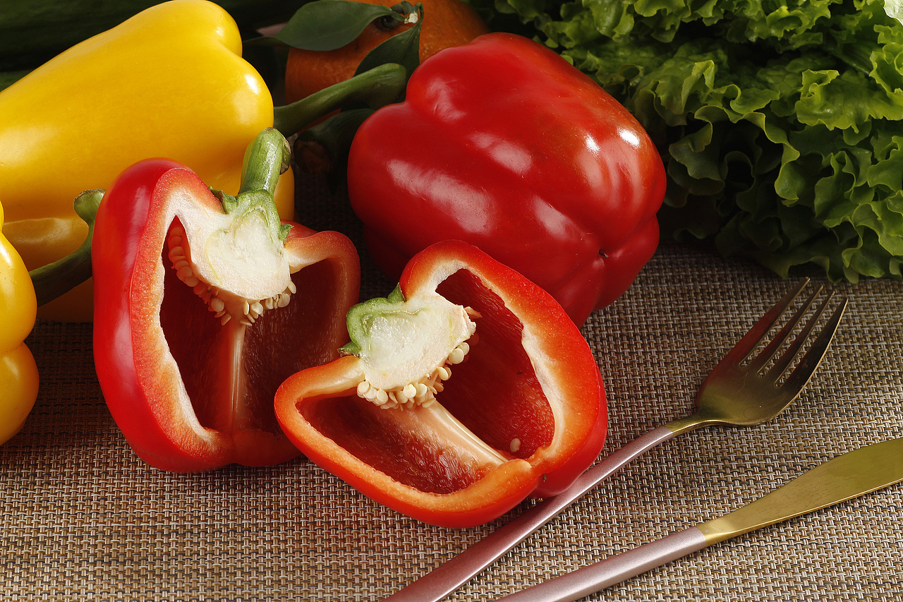 五彩甜椒丨鲜蔬拍摄系列丨飞鸟电商