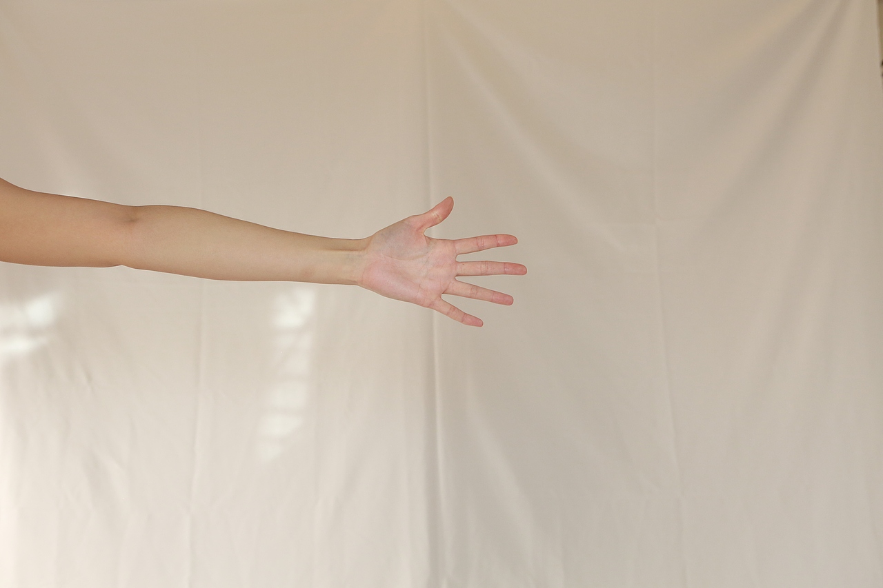 女模 人体 全身 模特 裸模 （未修片）原图（图ZMTA0NzM0Njg4） - 人像摄影 - 站酷设计师常思己过1992原创素材 - 站酷ZCOOL