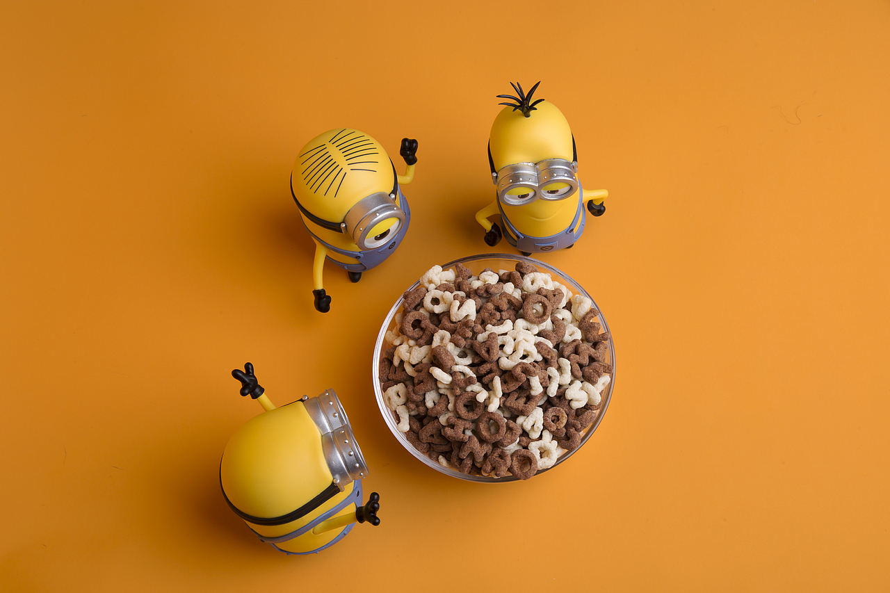 创意美食摄影 小人国的世界 进口谷物圈产品图拍摄