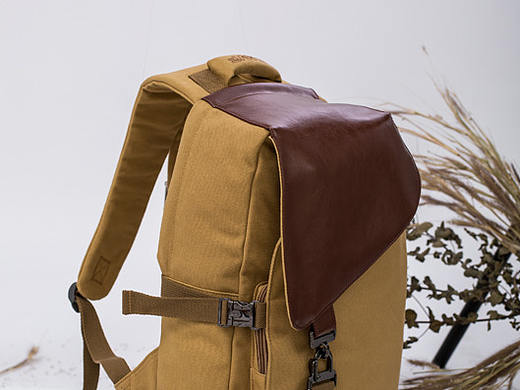 一款西部牛仔风格的包包