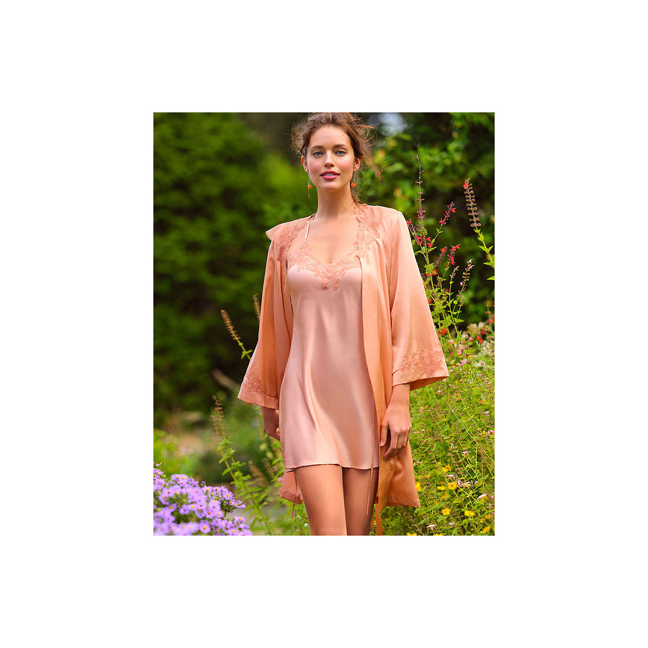 la clover 内衣广告大片