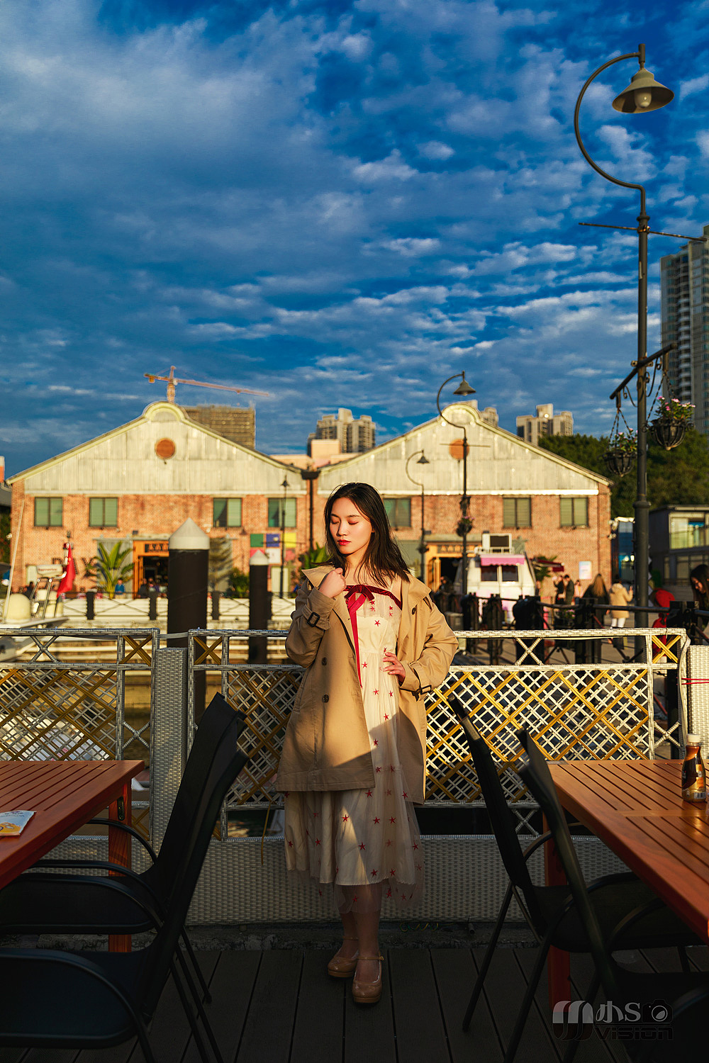 太古倉(cāng)碼頭——街拍（圖ZMjE1ODU5ODY0） - 人像攝影 - 站酷設(shè)計(jì)師小S視覺(jué)原創(chuàng)素材 - 站酷ZCOOL