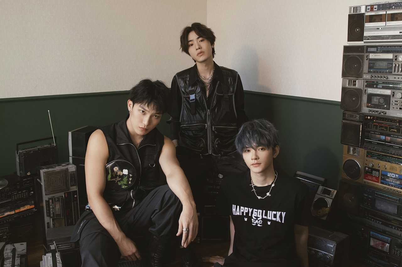 少年（图ZMzE0MjA4MTUy） - 人像摄影 - 站酷设计师摄影师源原创素材 - 站酷ZCOOL