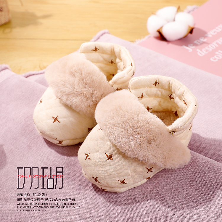 毛茸茸宝宝鞋