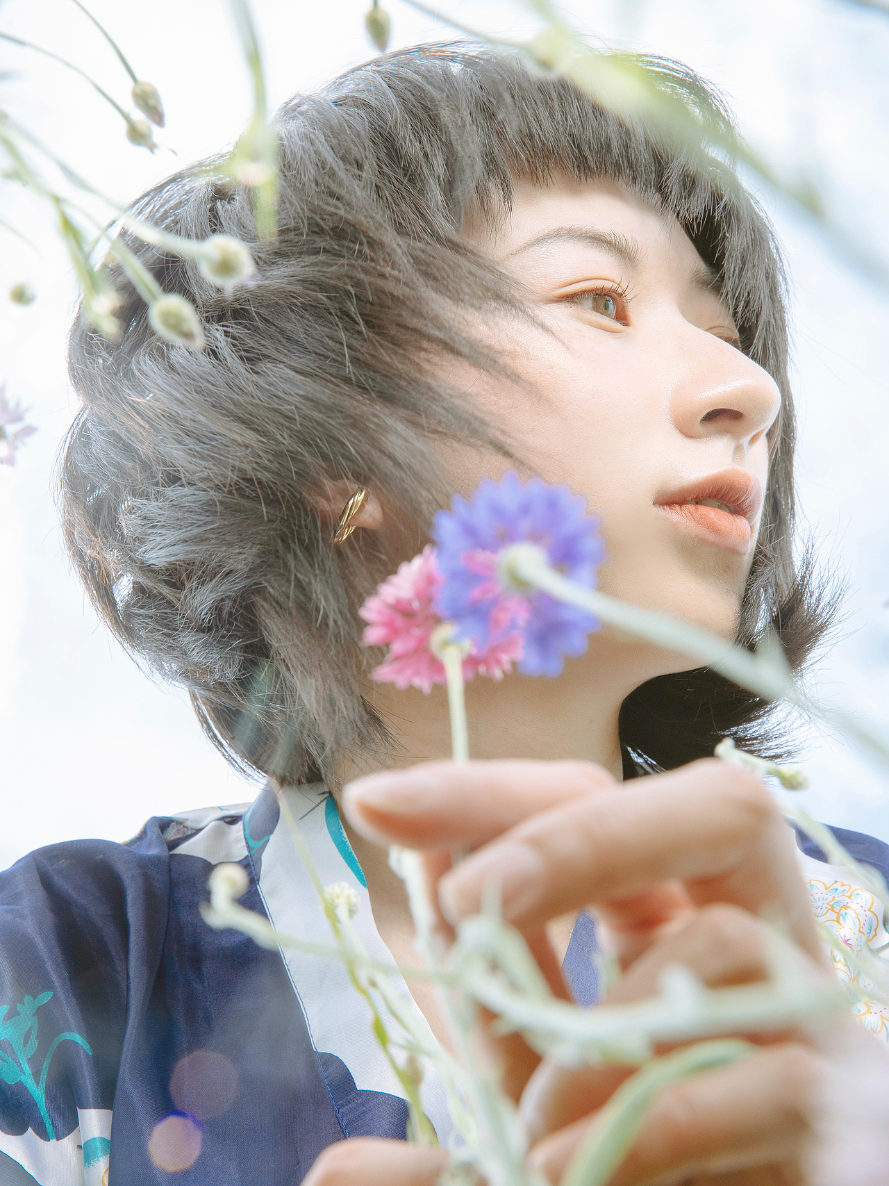 花店不开了，花继续开（图ZMjYwNDM2MDgw） - 人像摄影 - 站酷设计师深小森原创素材 - 站酷ZCOOL