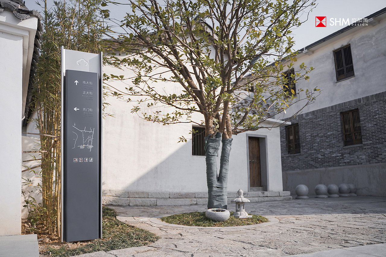 梅城古镇导视设计 | 半朵梅花媲皇都,三丈红墙护古城