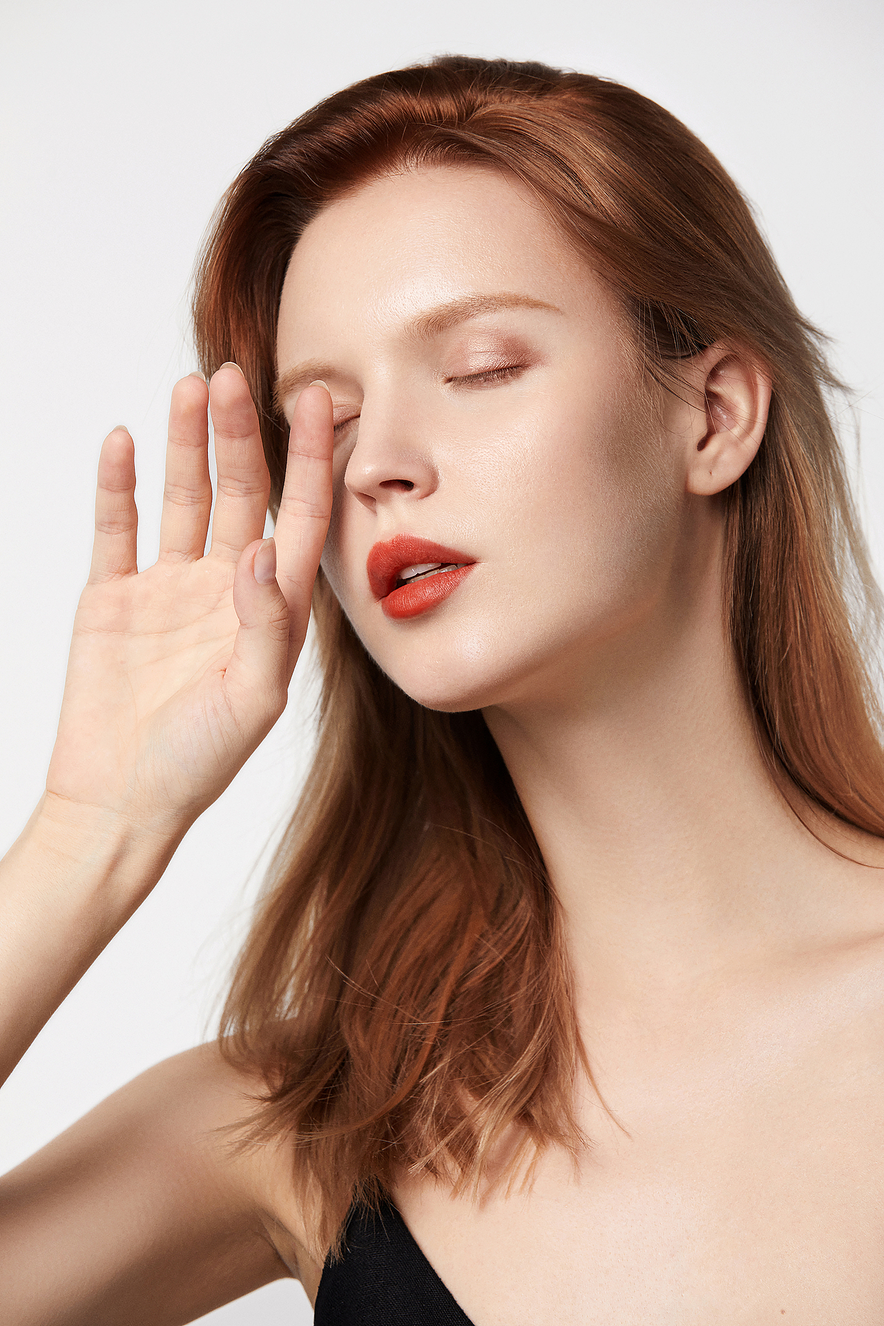 米朵广告| 时尚摄影 | V-Beautique X Mido Studio（图ZMTc1OTQ1ODUy） - 时尚/艺术摄影 - 站酷设计师米朵文化原创素材 - 站酷ZCOOL