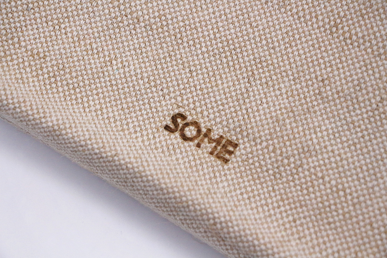 At the heart of any creative community are inspiring people and places whose stories deserve to be told.
<br>Our magazine tells these stories to a global audience on a new multilingual platform that showcases and celebrates creative class. <br><br><br>/ design : Bubble<br>/ text : IZZIE