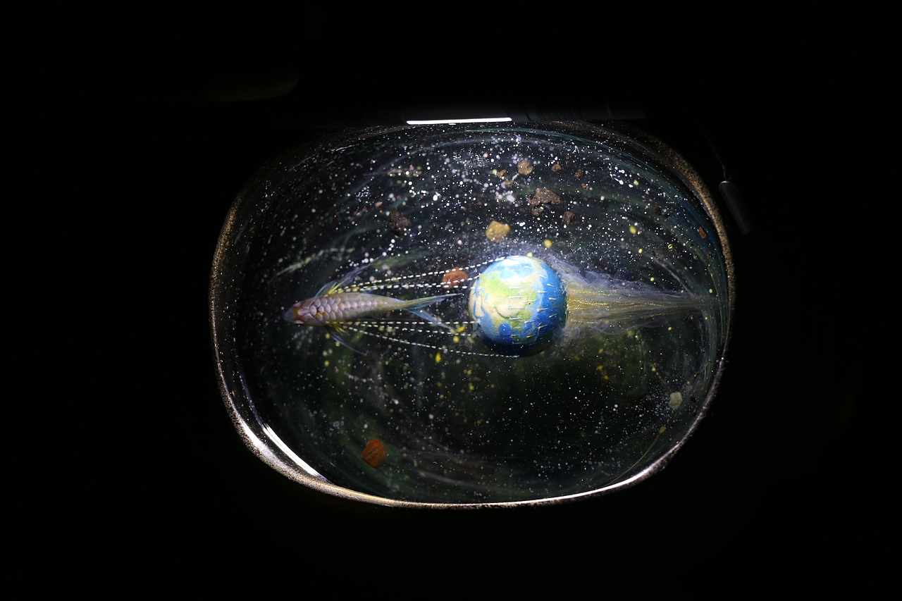 《鳌鱼》《遛浪地球》四月树脂画（图ZMjA1MjcxOTUy） - 其他手工艺 - 站酷设计师跃然脂上原创素材 - 站酷ZCOOL