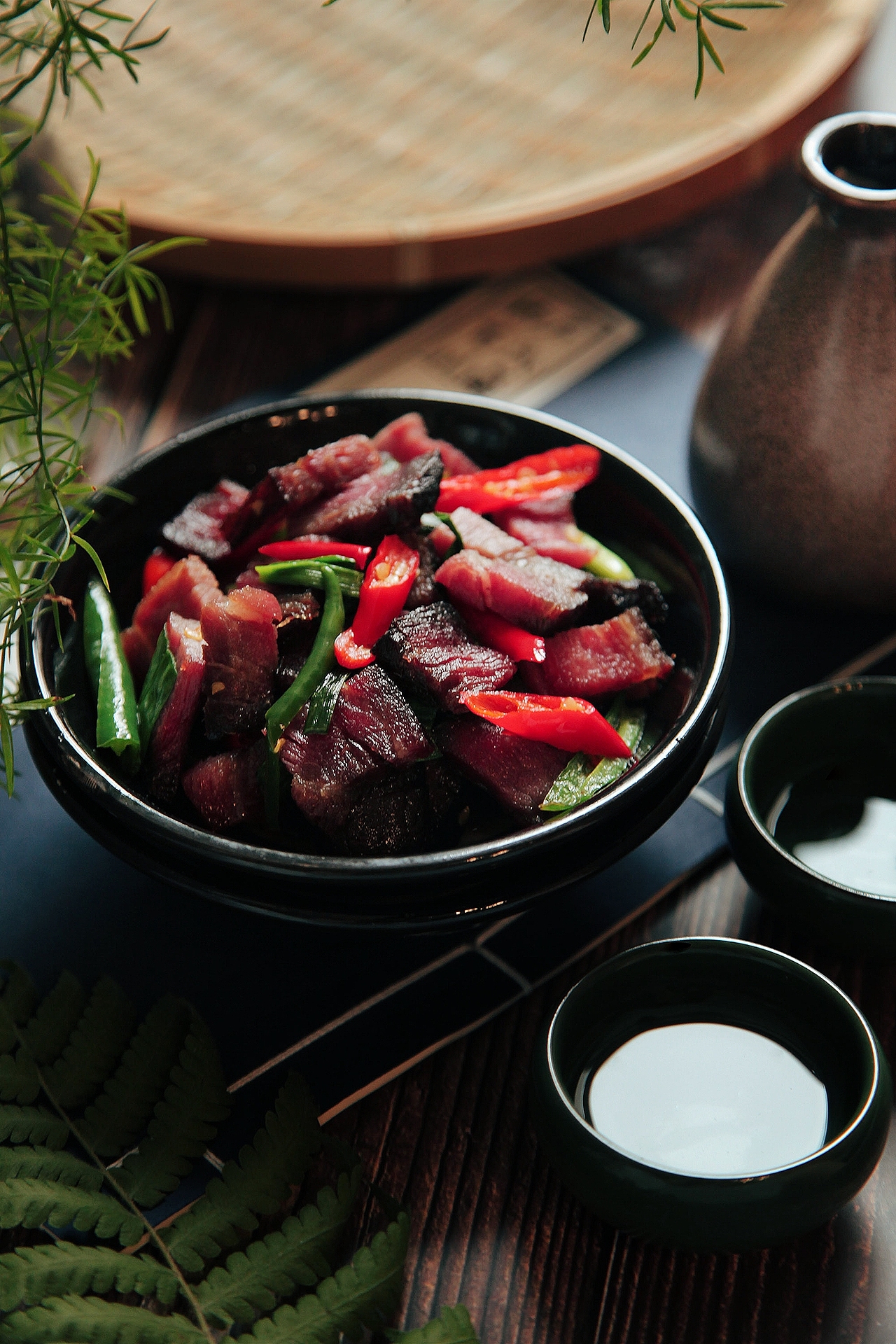 腊肉配小酒，深圳美食摄影（图ZMTU0MjU4Mzc2） - 产品摄影 - 站酷设计师青山qingshan原创素材 - 站酷ZCOOL