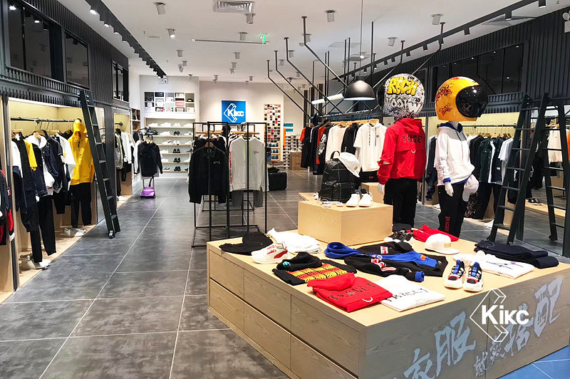 男装服饰品牌形象更新(二)